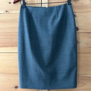 THEORY Classic Pencil Skirt Grey Wool Blend Made In USA Size 2